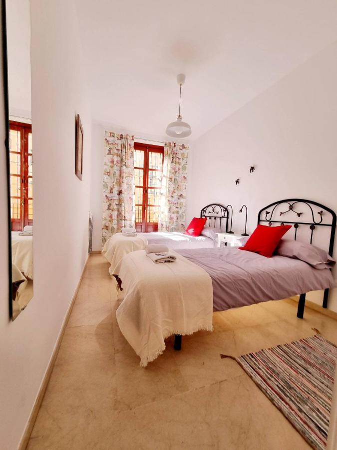 דירות סביליה Duplex In Historic Center מראה חיצוני תמונה
